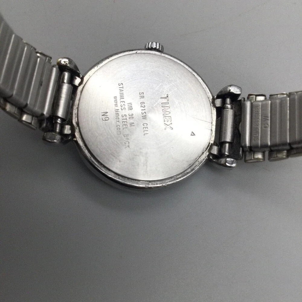 Vintage Timex Womens Watch 25mm Silver Gold Two Tone Expansion New Battery
